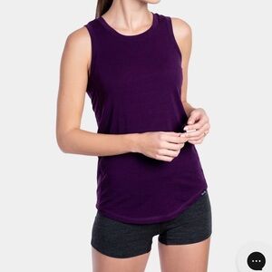 Women’s Woolly wooliaire plum tank top size small